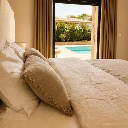 Villa Sheepfold For 4 People Near Pinarello Zonza
